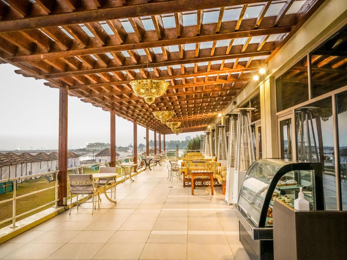 Al Kout Beach Hotel 科威特 外观 照片